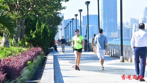 圖集｜鰂魚涌公園：海濱長廊景色優美 親子遊玩好去處