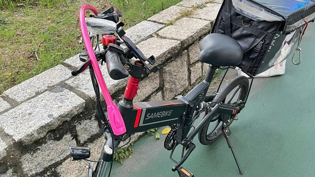 警方新界北打擊非法電動車 拘8人扣8車
