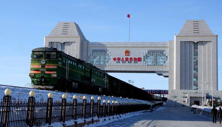 俄海關局：今年前9個月俄中貿易總額提升32%至989億美元