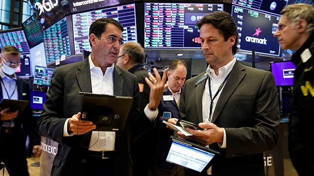 【市場慧眼】非農數據亮麗  美股高處不勝寒