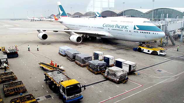 國泰新指引：機組人員返港首3天最多只准離家2小時