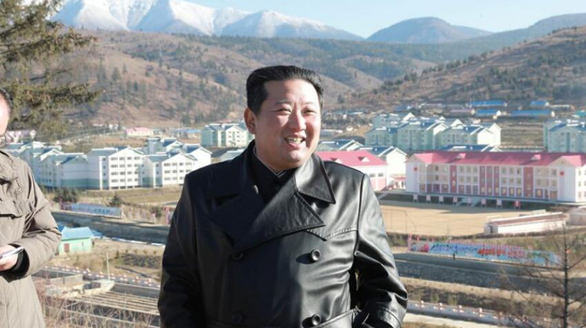 逾一個月來首露面 金正恩視察朝鮮北部城市