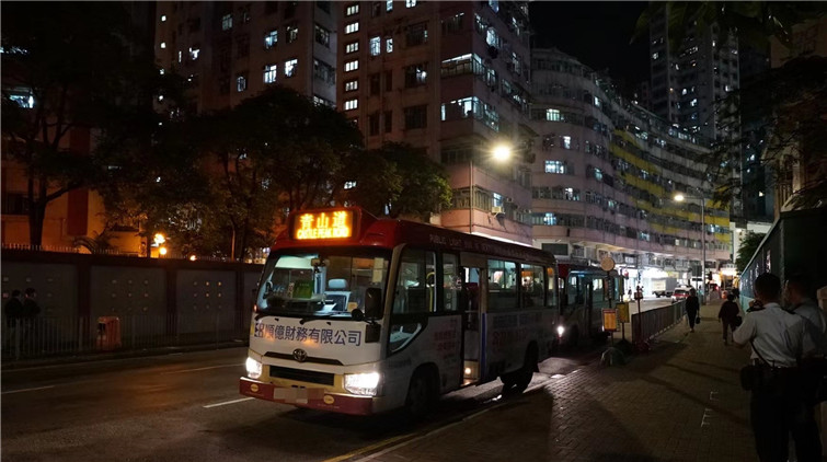 六旬小巴司機載客途中不適昏迷 送院搶救後不治