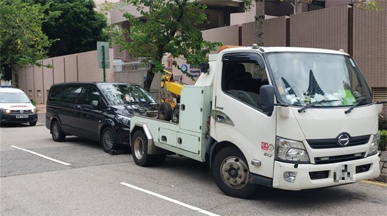 警東九龍黑點打擊違泊 發2253張高票拖8車