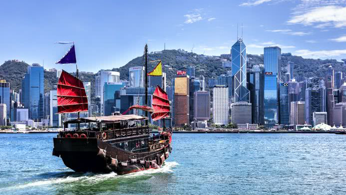 調查指近半港人有意在來年提高股票投資比例