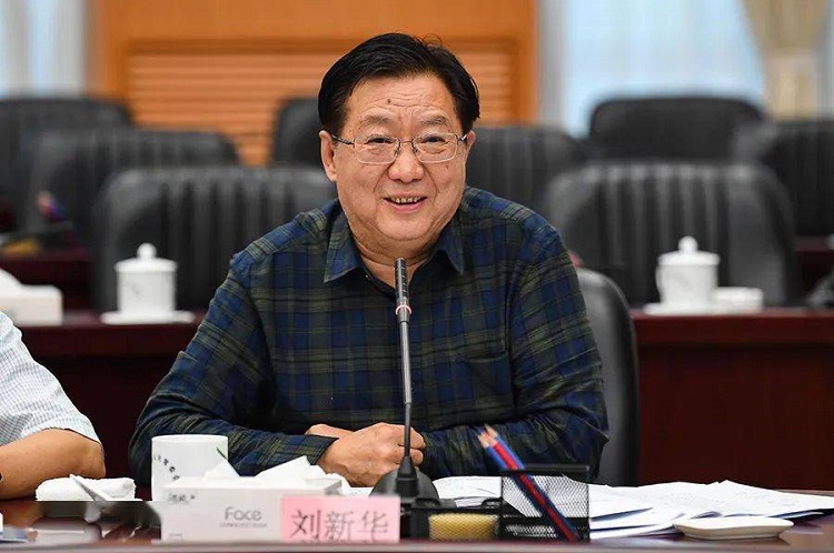 劉新華：健全綠色金融標準體系 加快推進碳排放市場建設