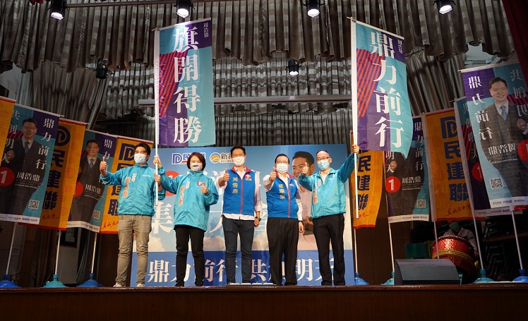 立法會選舉活動繼續 周浩鼎鄧家彪四出活動拉票