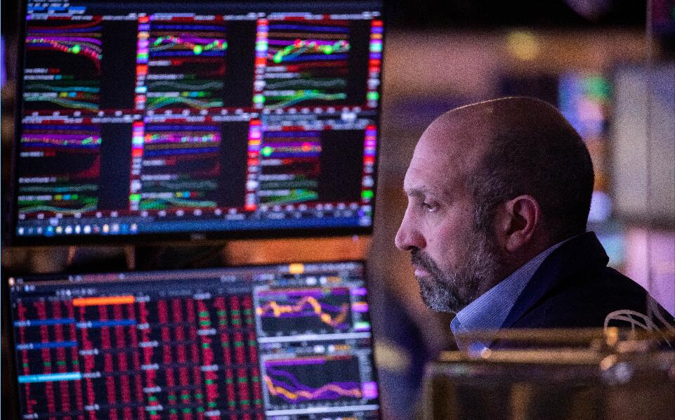 市場續關注疫情與聯儲立場 道指高開逾三百點