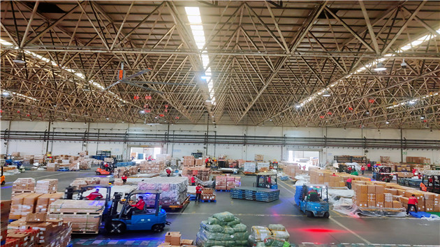 廣州白雲機場成為全國首個千億級跨境電商空港口岸