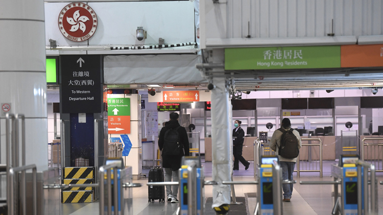 港府：已有約1.8萬名居內地港人登記至口岸管制站投票