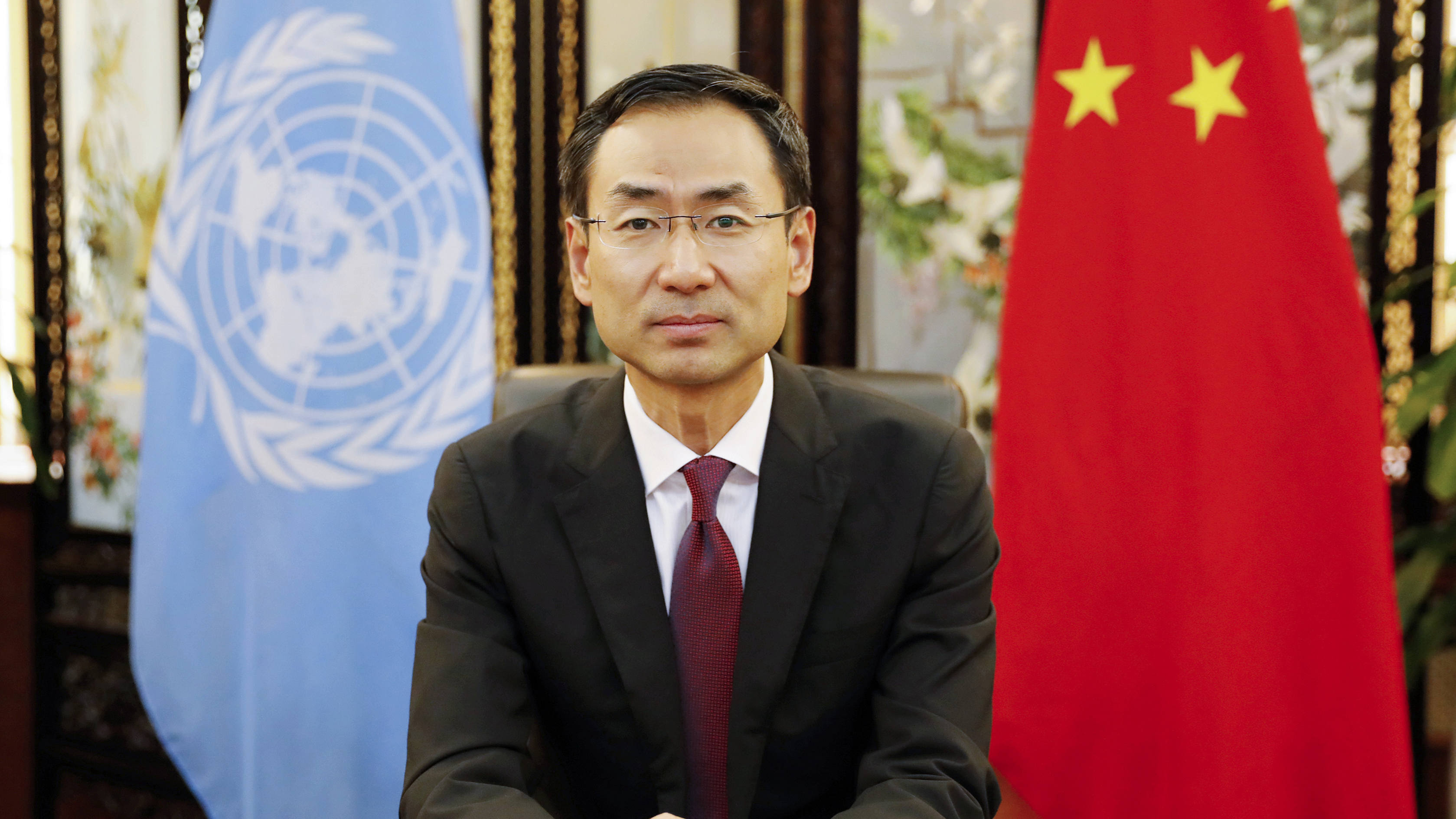 耿爽：南海仲裁案係菲單方面提起 中方不接受所謂裁決