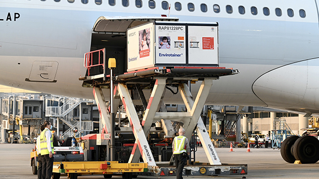 新一批約40萬劑科興疫苗 由北京運抵香港