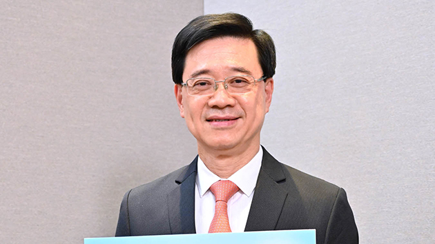 李家超：「外國代理人」仍潛伏香港 籲積極投票打擊破壞力量