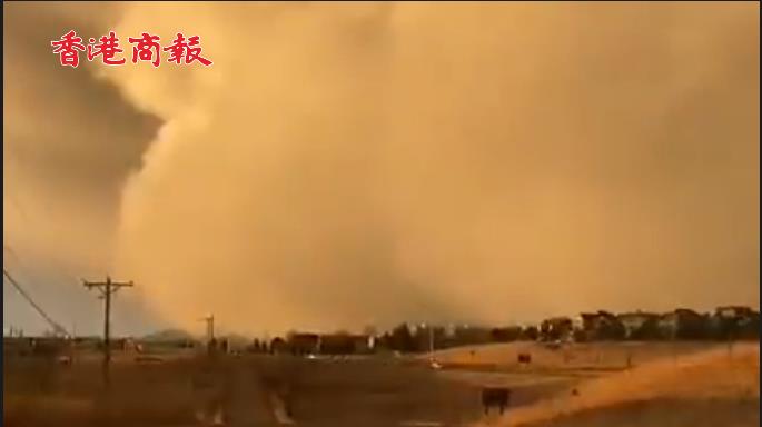 有片 | 美國最強龍捲風剛過沙塵暴又來：房車被掀翻連滾數圈