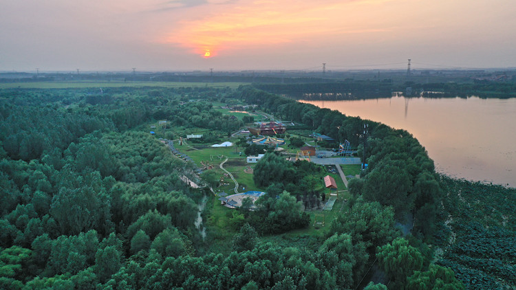 堅持敢於鬥爭  勇於自我革命