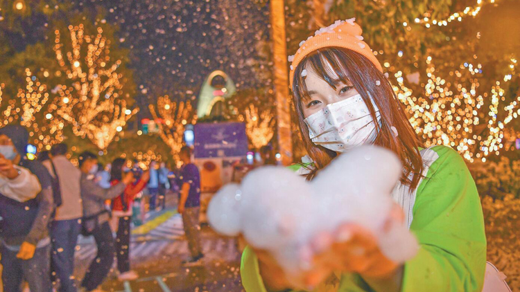 【展望2022】疫情反覆消費欲振乏力 減費增收明年料回暖