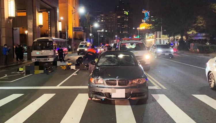 高雄3度酒駕男撞一家4口 網民轟蔡英文：到底何時才能重視