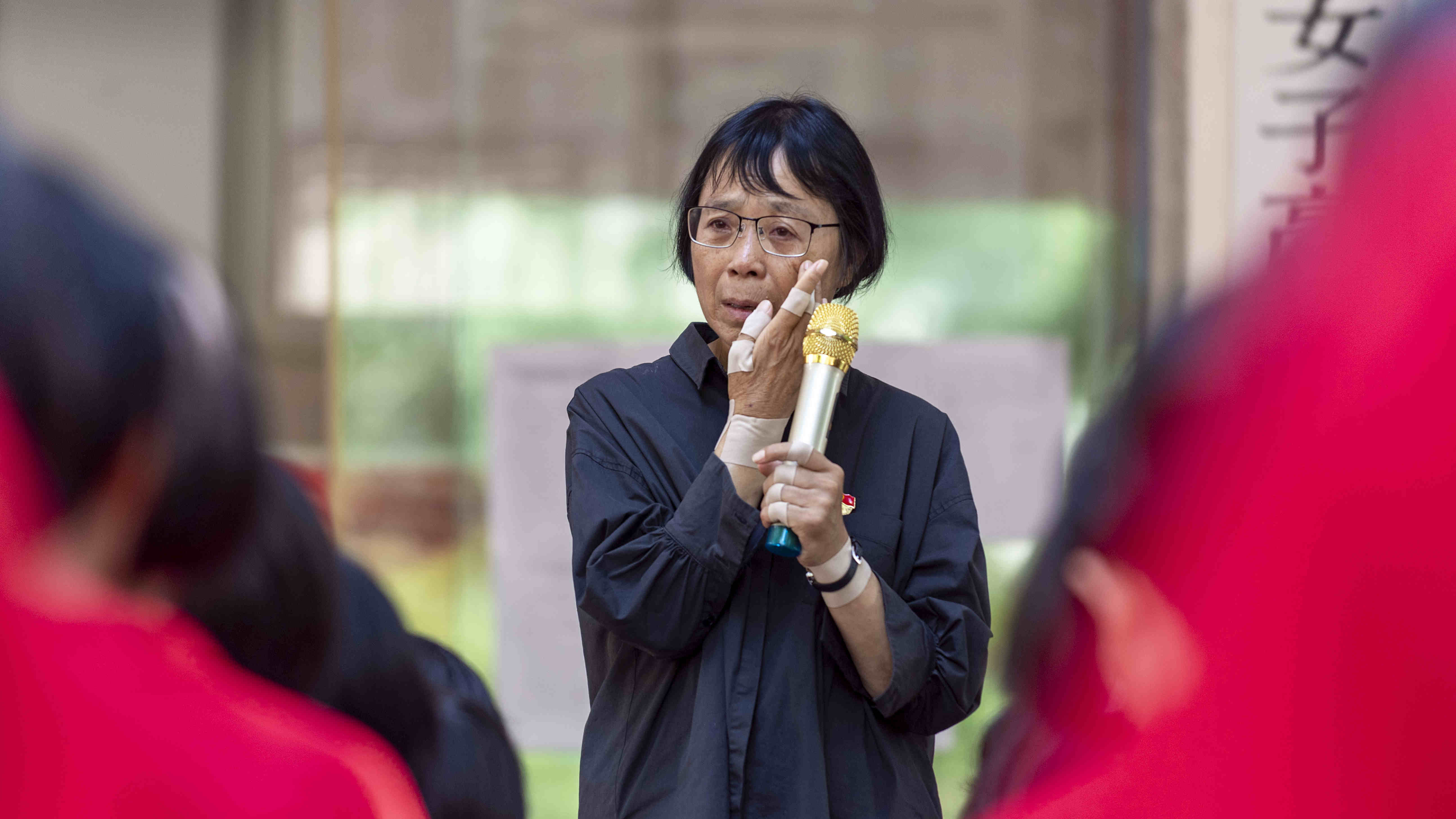 鍾南山誠邀張桂梅赴廣州治療