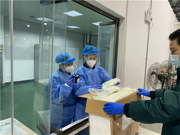 廣州新年首批臨時郵路郵件運往輸到日本川崎等地