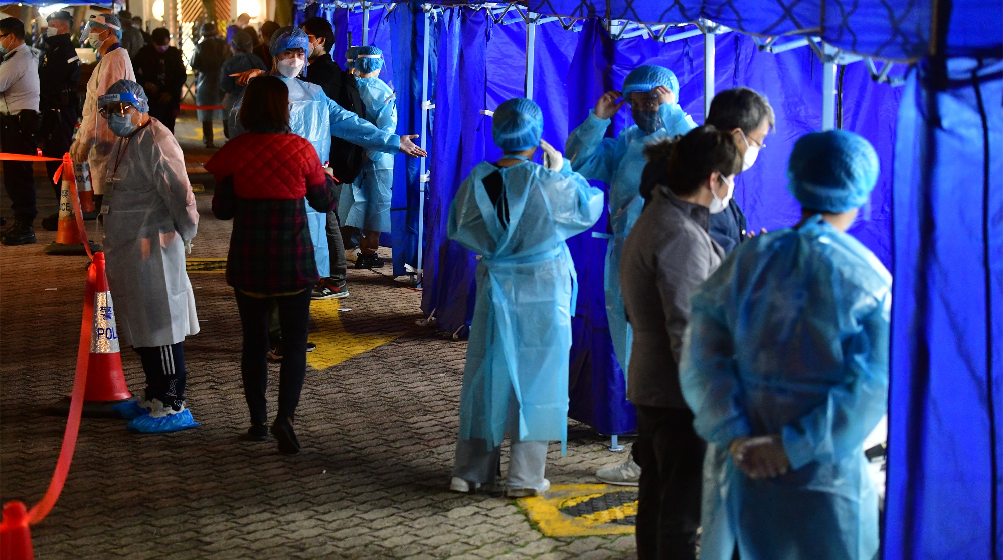 專家：若不再現源頭不明個案 第5波可望春節前後消停