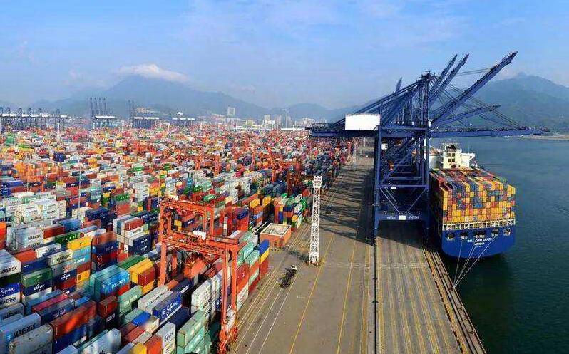 2021年中國進出口規模首次突破6萬億美元