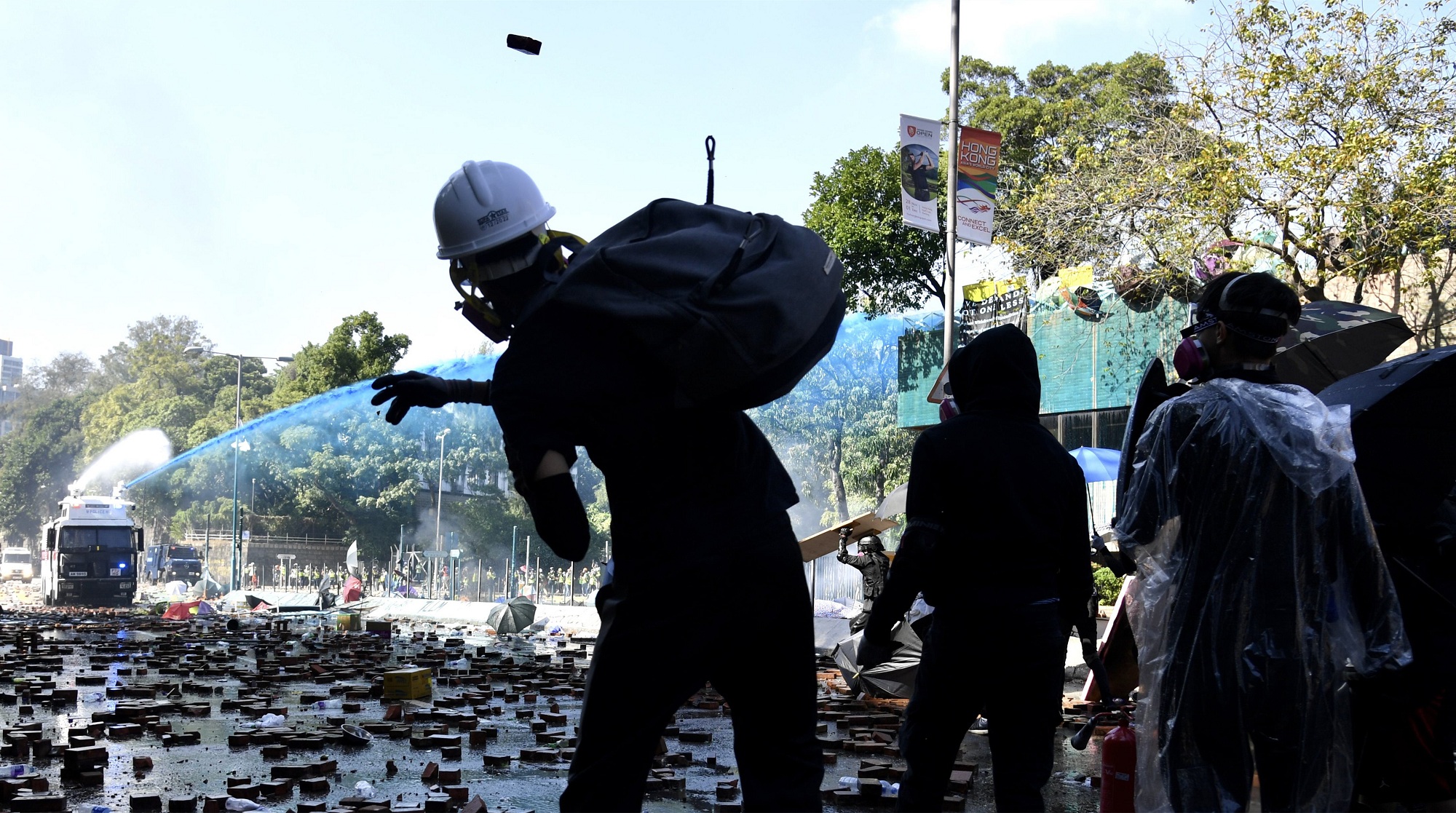 「聲援」理大黑暴9男女收監 2少年入教導所 7人囚38至40月