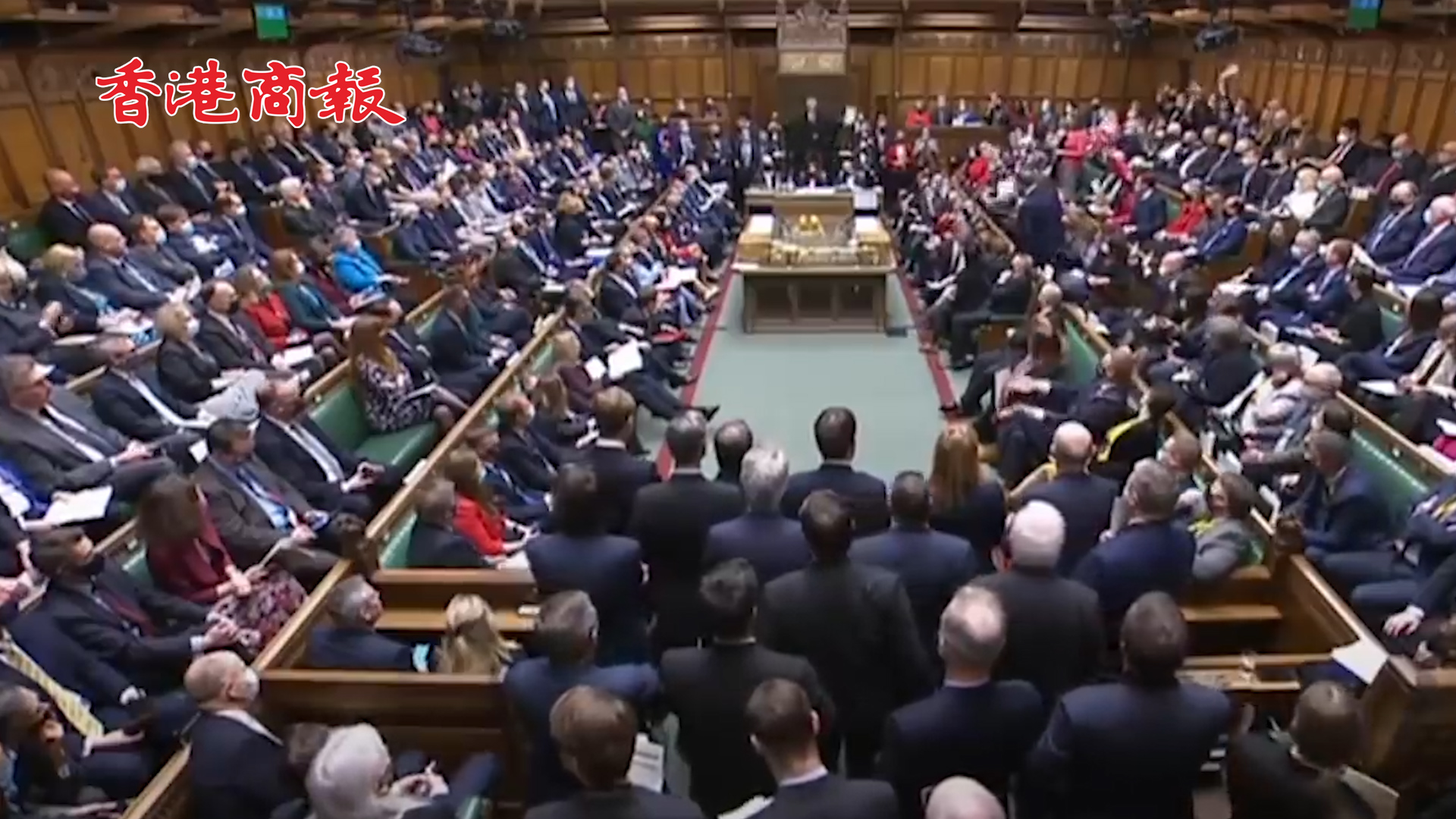 有片丨議員要求英國首相辭職後遭恐嚇 約翰遜被指像「黑幫頭目」 