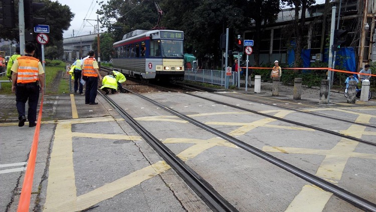 圖破壞輕鐵站設施 3男子入獄18個月