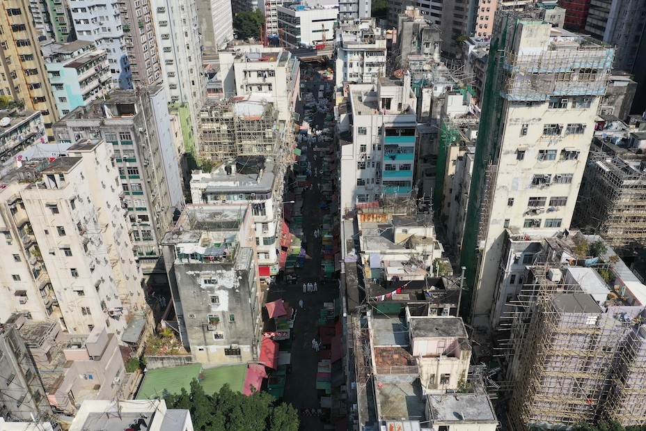 【財經觀察】舊樓強拍門檻宜降低 避免樓宇老化快過重建速度