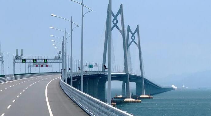 港府恢復「回港易」及「來港易」從珠海經港珠澳大橋入境的免檢疫安排