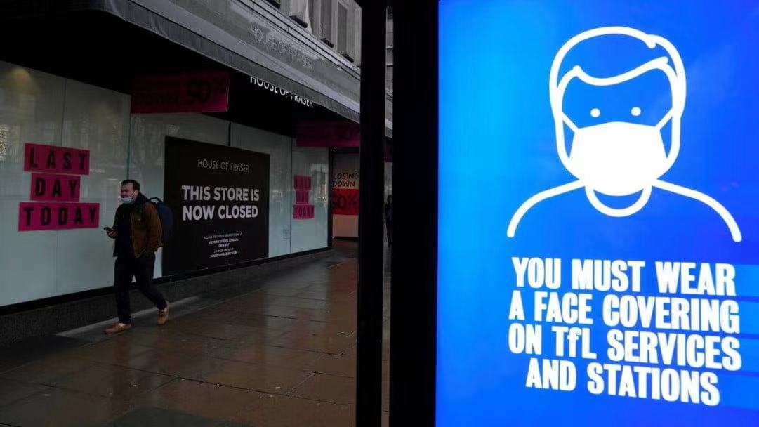 英國單日增11萬確診 再度感染比率飆升 