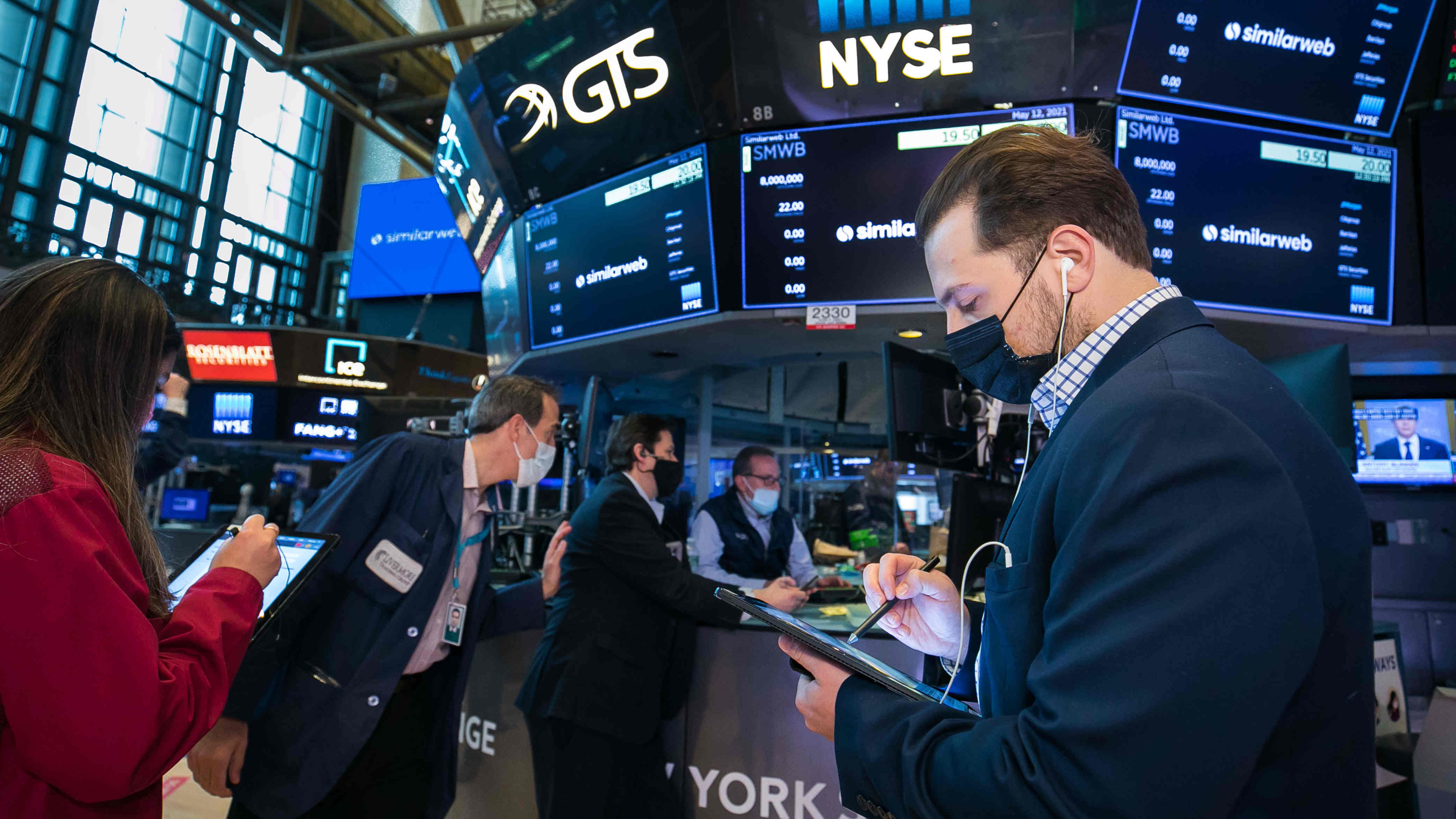 紐約股市三大股指4日漲跌不一-香港商報