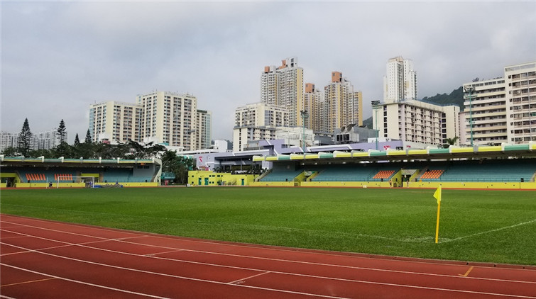 灣仔跑馬地遊樂場1名工人初確 場內緩跑經暫停開放