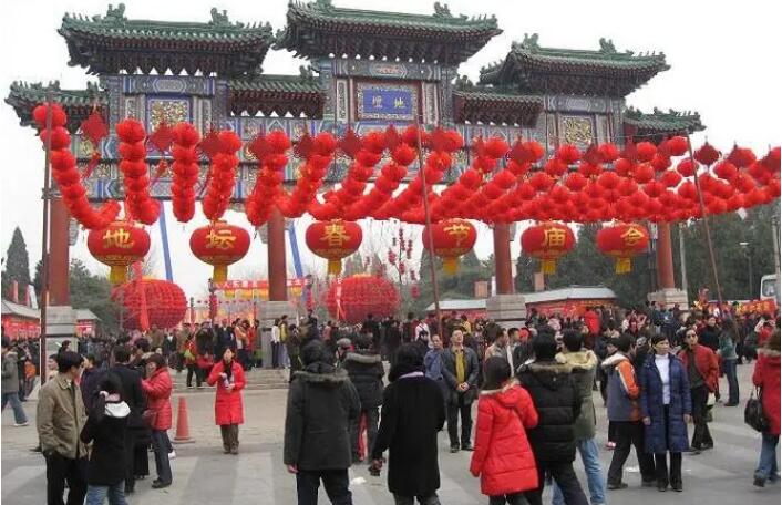 春節假期內地2.51億人次出遊 同比減少2%