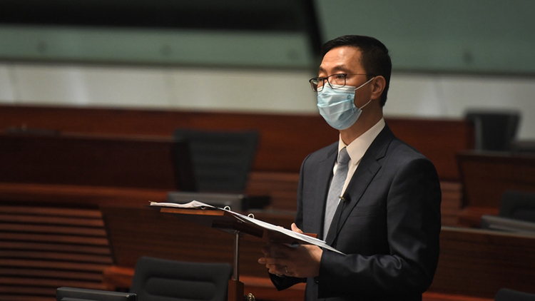 楊潤雄：教育局持續監教師操守事宜 為香港教育正本清源