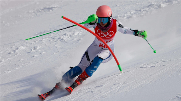 港人追看北京冬奧 為兩地選手加油打氣