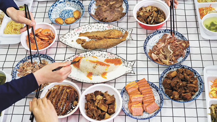 春節不打烊 年貨交易旺 年夜飯預製菜火爆