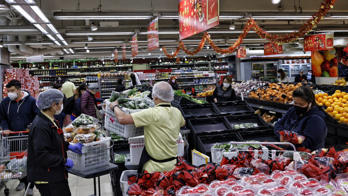 香港抵粵2人確診 深圳出台防疫新規