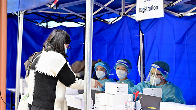 天水圍天盛苑盛賢閣完成強檢 發現10宗初陽4樣本須再檢測