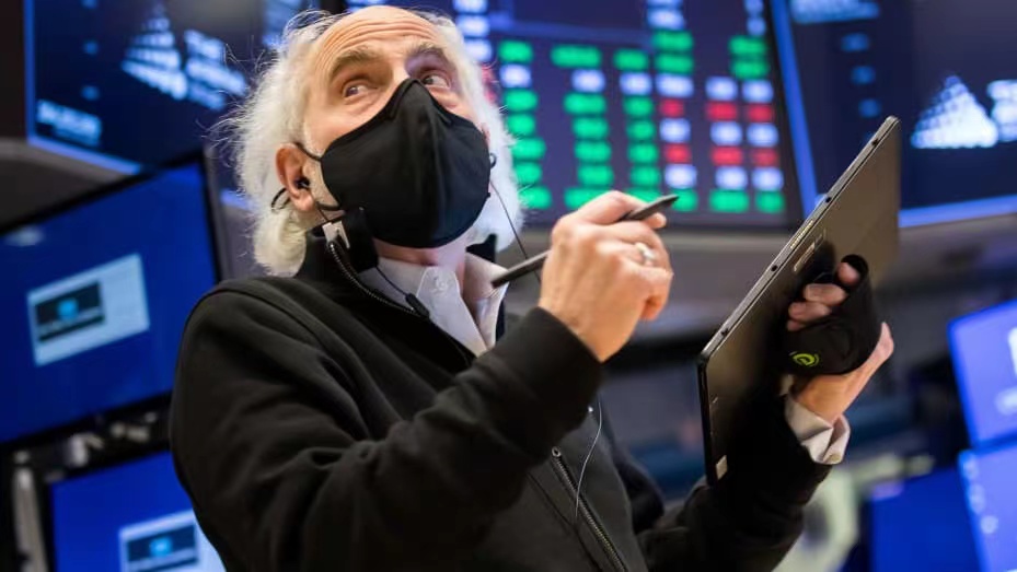 美國1月通脹創40年新高 美股早段下跌