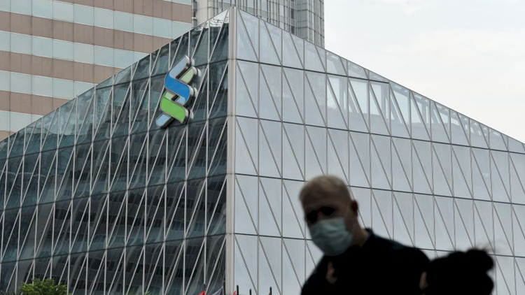 渣打去年多賺119%至33億美元