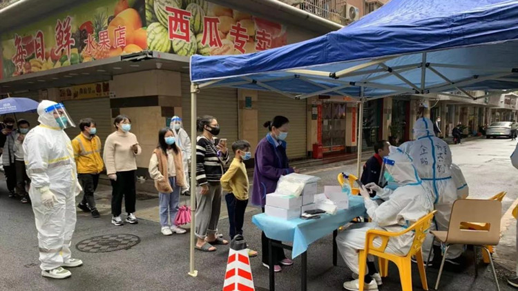 探訪福田新增封控管控區：核酸採樣有序進行 生活物資正常供應
