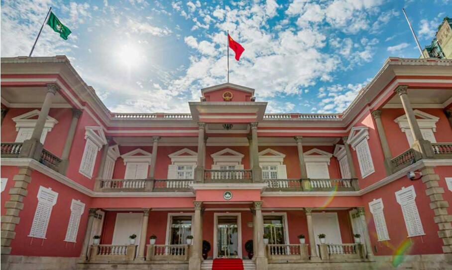 澳門派出8名專業檢驗技術人員支援香港抗疫