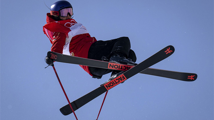 谷愛凌隔空喊話：祝福蘇翊鳴生日快樂 