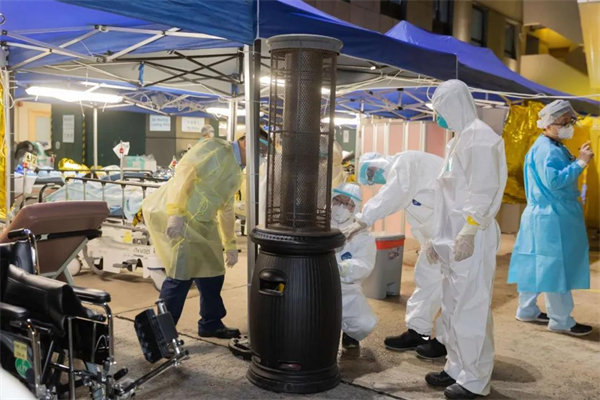 香港戰疫新姿態：要「樂活」不要「躺平」