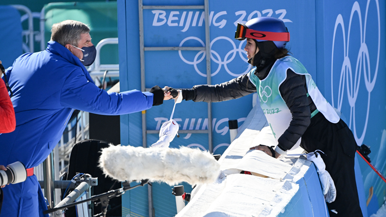 【冬奧冰雪談】谷愛凌的書與巴赫的評語