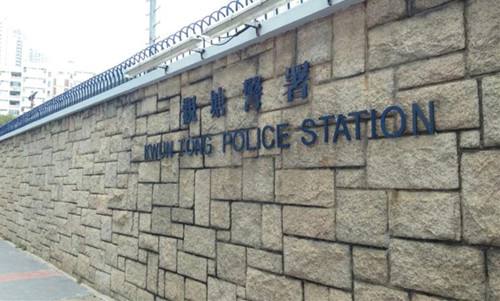 警觀塘多處巡查拘一負責人 票控14人涉違限聚令