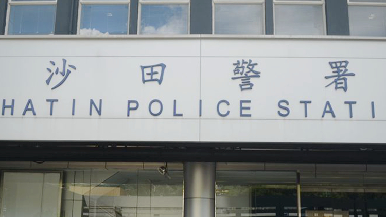 網上裸聊遭錄不雅影片 男子被勒索1萬元報警求助