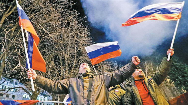 普京承認烏東兩地區「獨立」 美英宣布對俄制裁