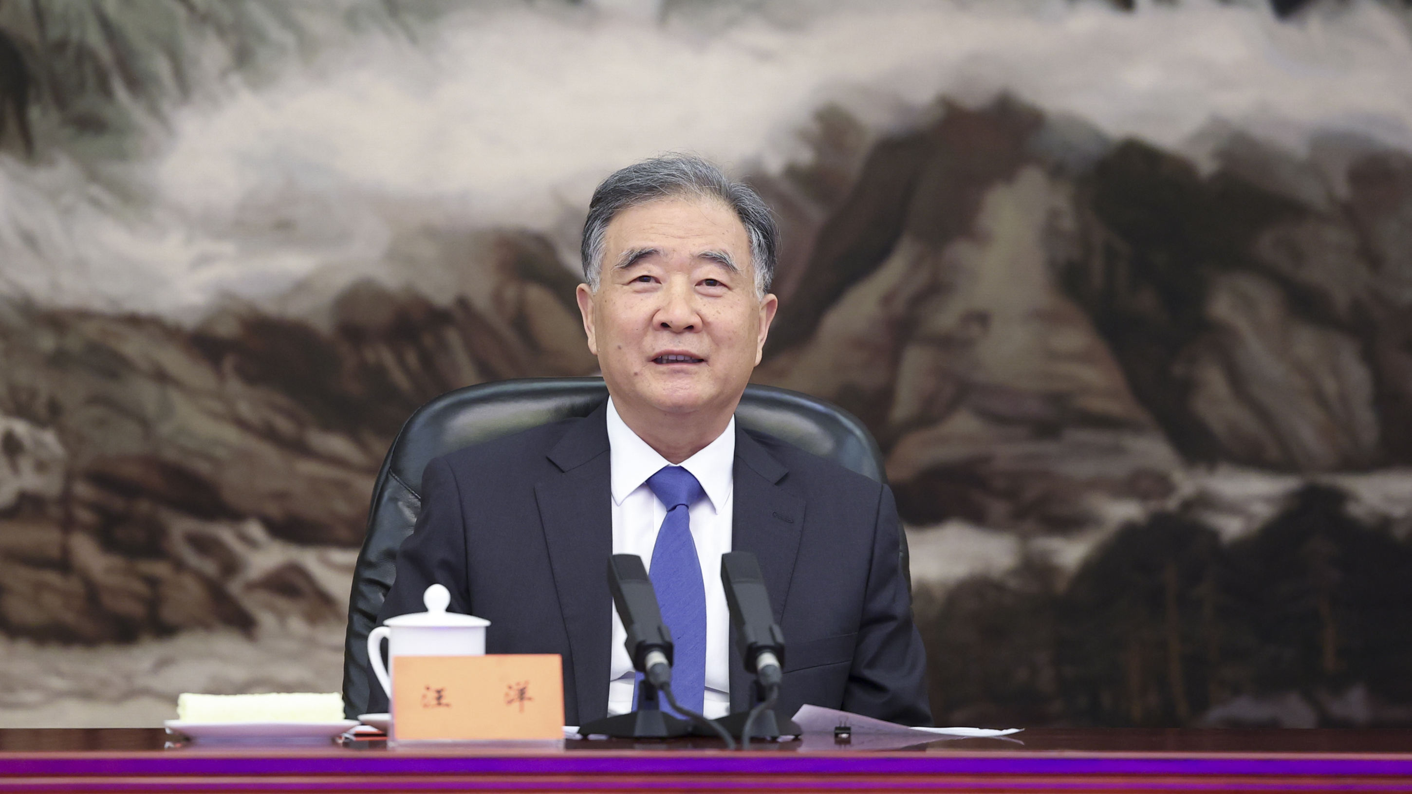 【要聞】汪洋：政協常委要不斷增強乘風破浪、勇毅前行的信心